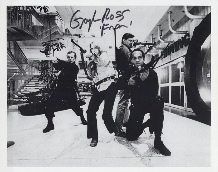 Gaylen Ross autograph