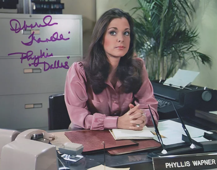 Deborah Tranelli autograph