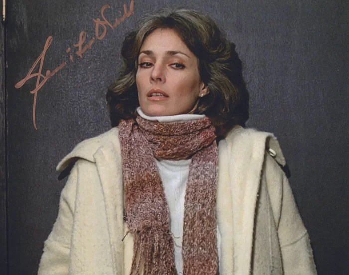 Jennifer O'Neill autograph