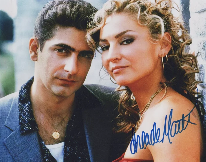 Drea DeMatteo autograph