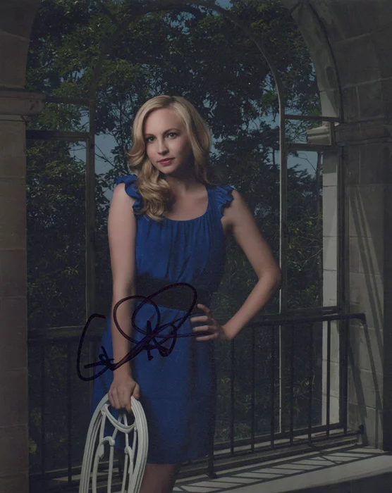 Candice Accola autograph