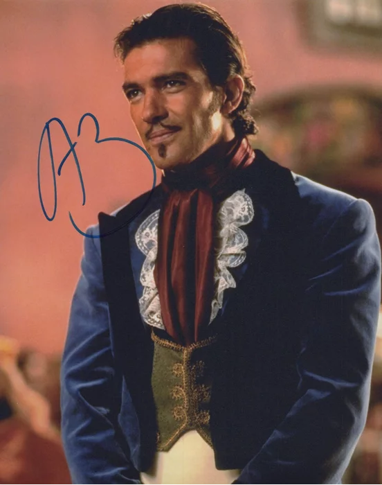 Antonio Banderas autograph
