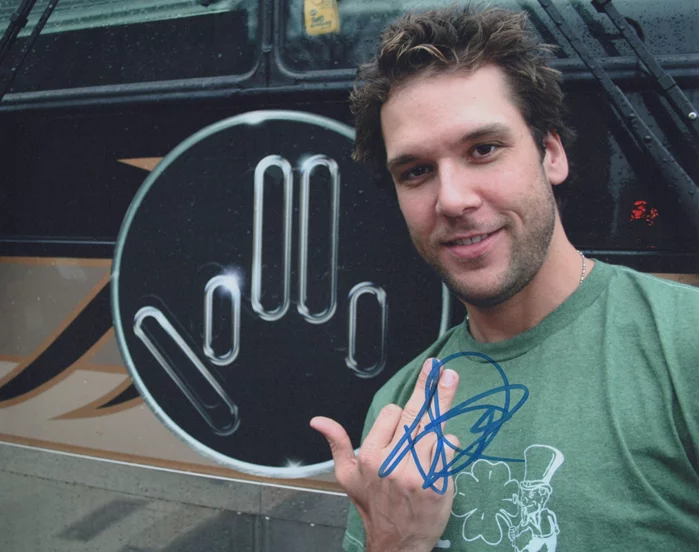 Dane Cook autograph
