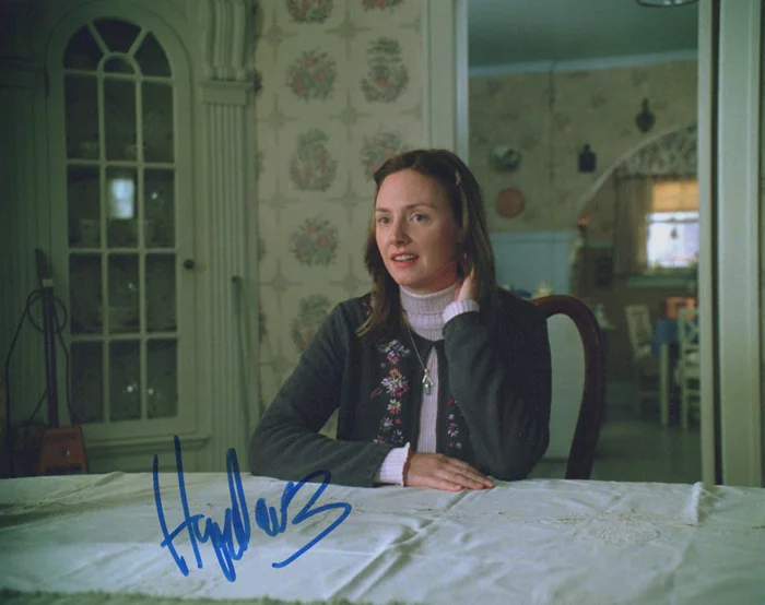 Hope Davis autograph