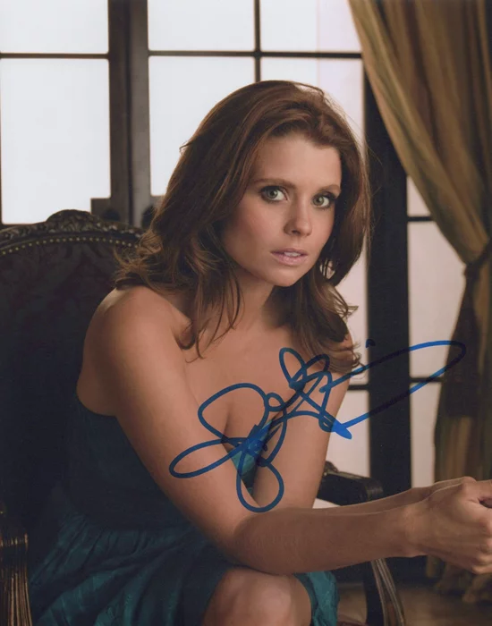 Joanna Garcia autograph