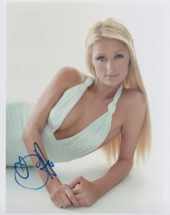 Paris Hilton autograph