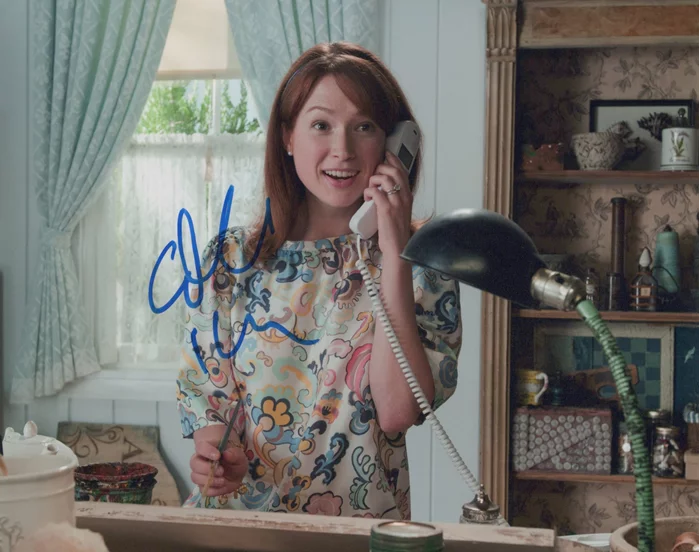 Ellie Kemper autograph