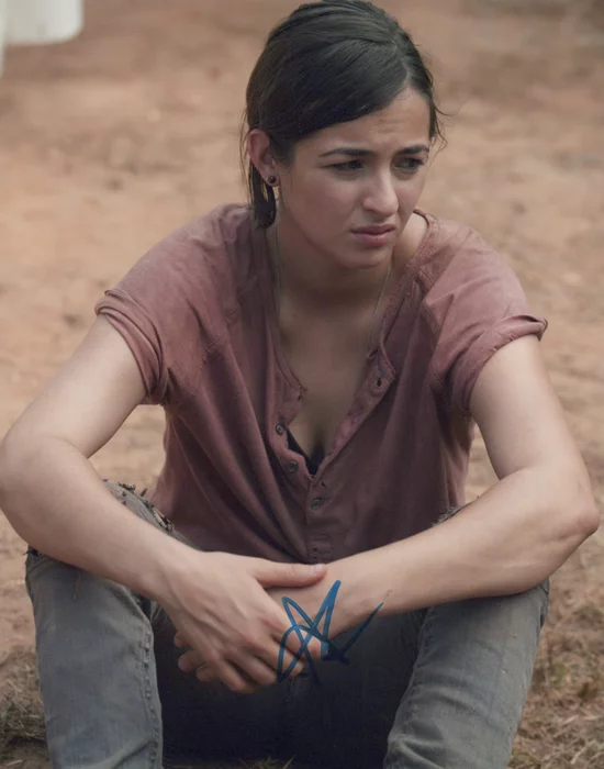 Alanna Masterson autograph