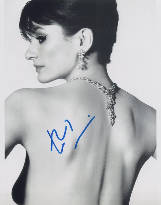 Emily Mortimer autograph