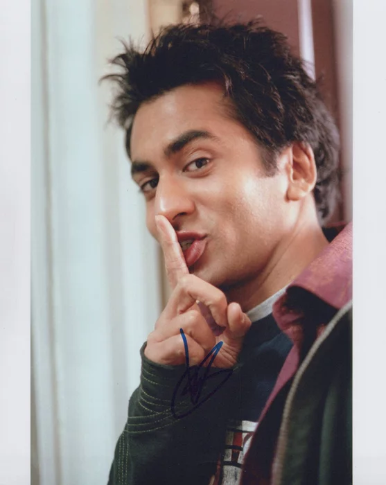 Kal Penn autograph