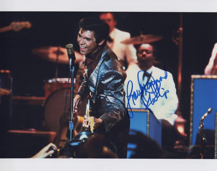 Lou Diamond Phillips autograph
