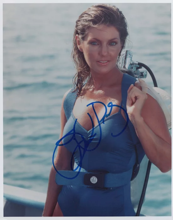 Priscilla Presley autograph