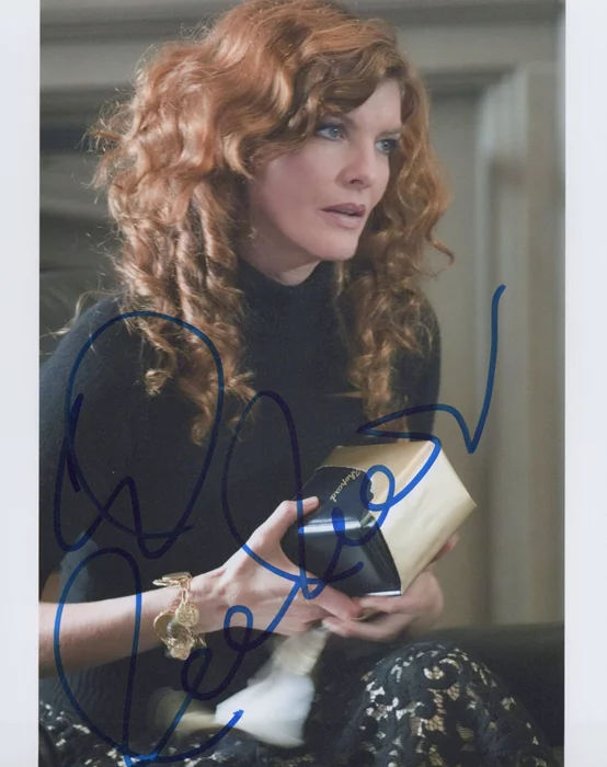 Rene Russo autograph
