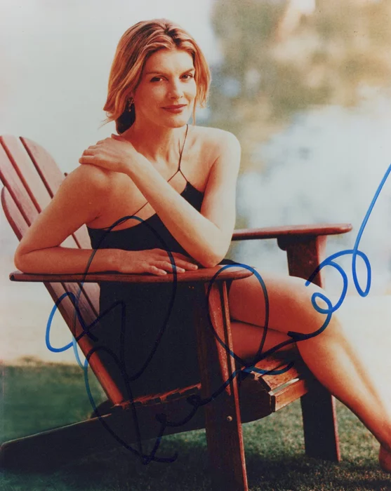 Rene Russo autograph