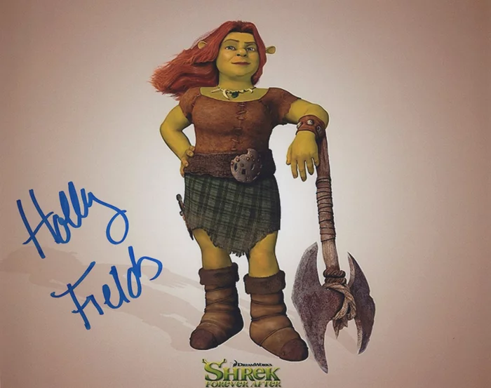 Holly Fields autograph