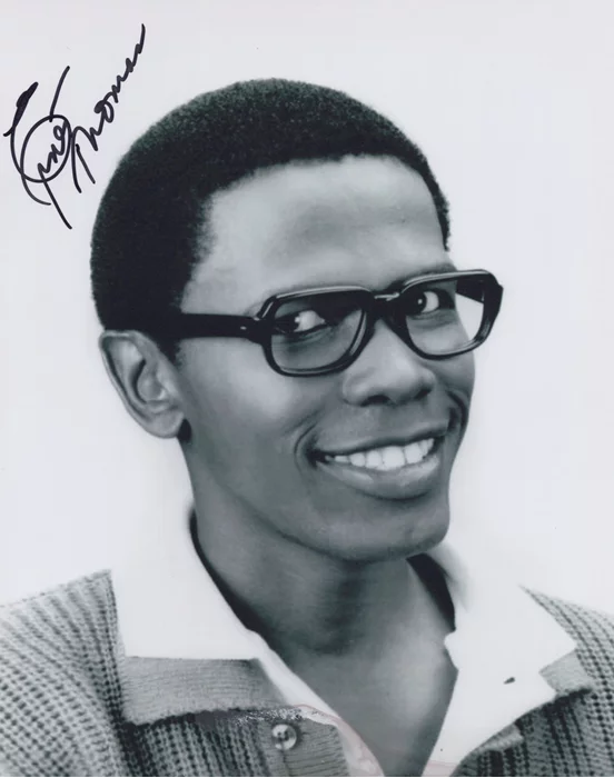 Ernest Thomas autograph
