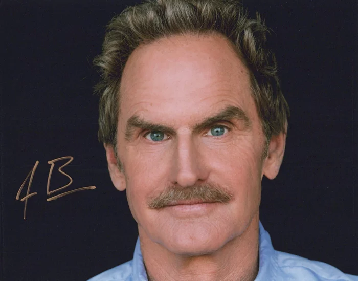 Jere Burns autograph