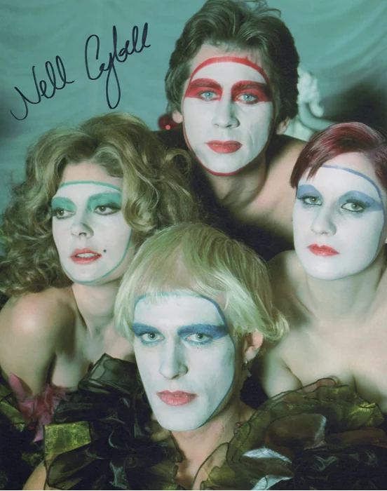Nell Campbell autograph