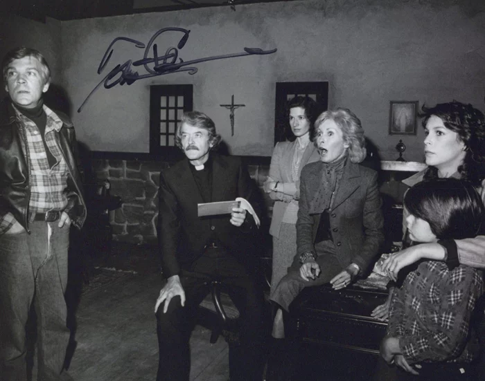 Tom Atkins autograph