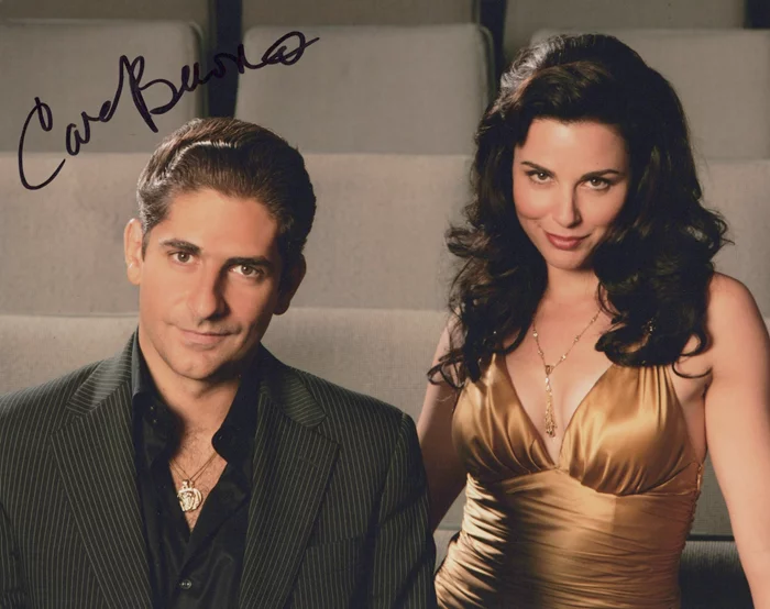 Cara Buono autograph