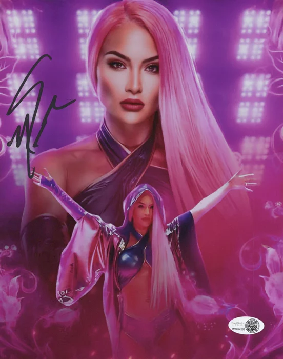 Eva Marie autograph