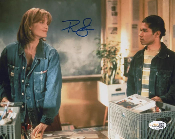 Renoly Santiago autograph