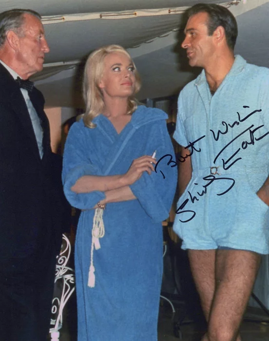 Shirley Eaton autograph