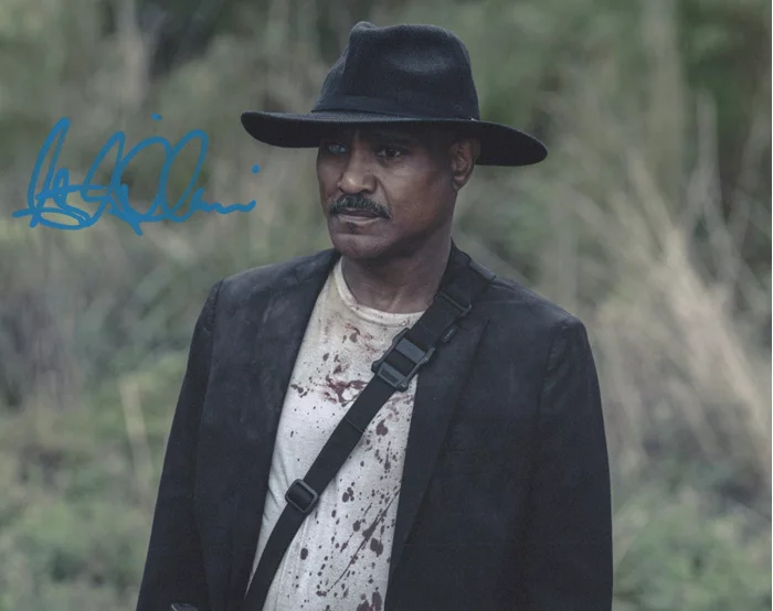 Seth Gilliam autograph