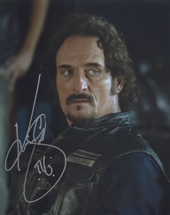 Kim Coates autograph