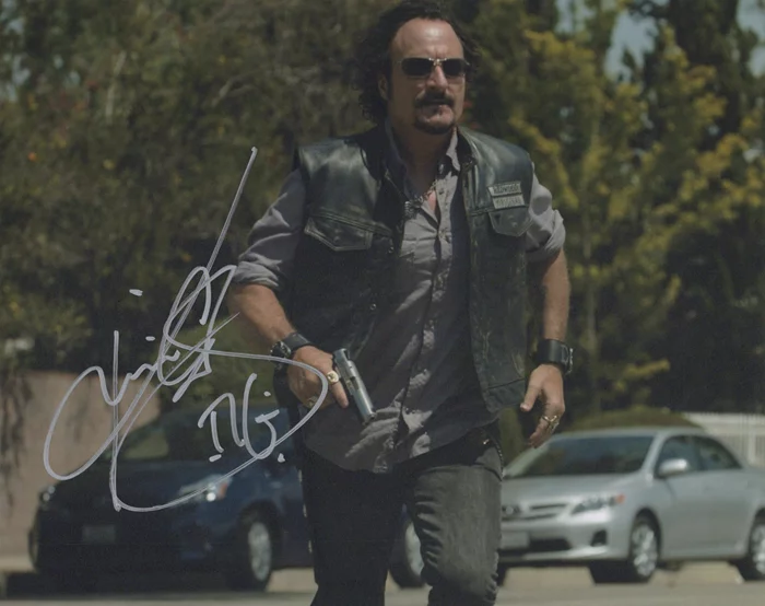 Kim Coates autograph
