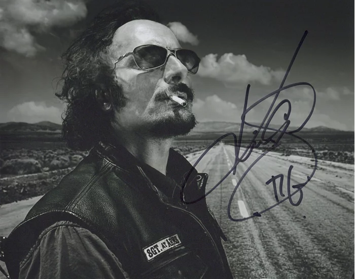 Kim Coates autograph