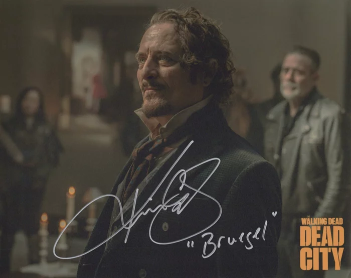 Kim Coates autograph