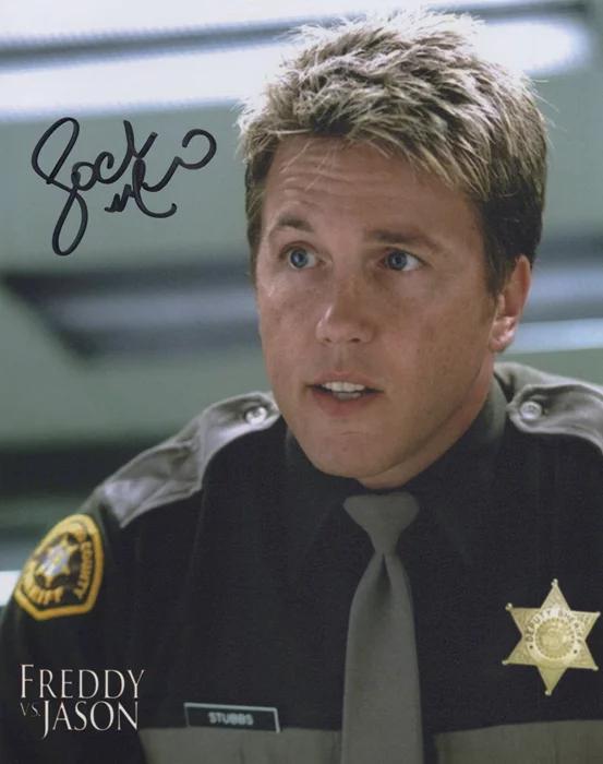Lochlyn Munro autograph