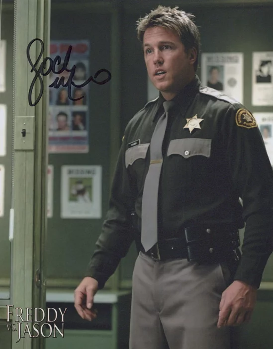Lochlyn Munro autograph