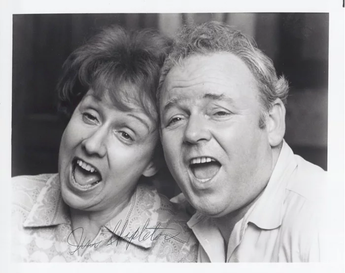 Jean Stapleton autograph