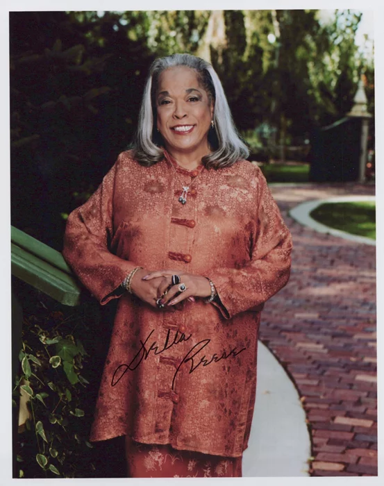 Della Reese autograph