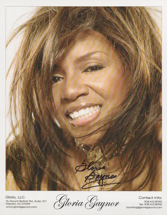 Gloria Gaynor autograph