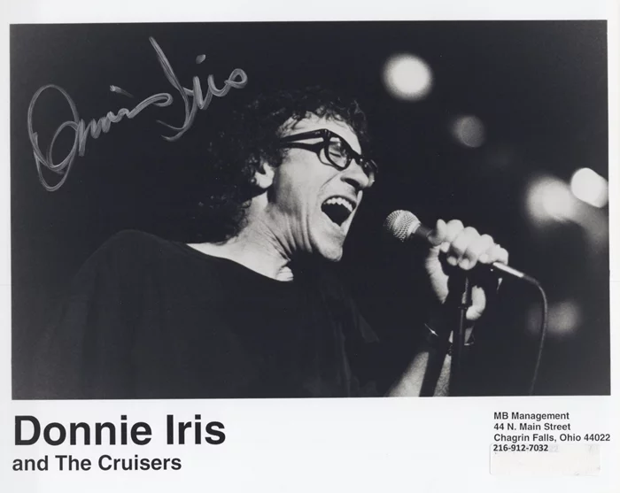 Donnie Iris autograph