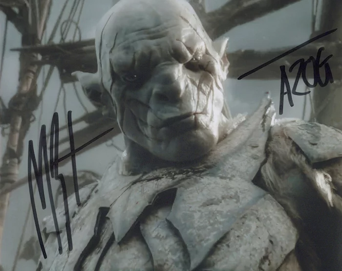 Manu Bennett autograph