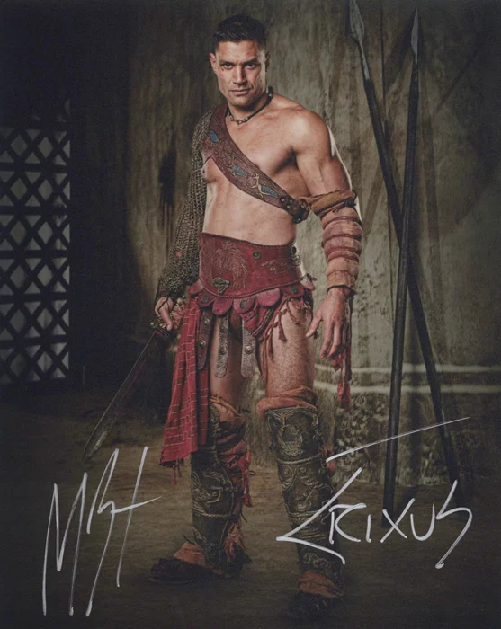 Manu Bennett autograph