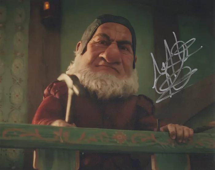 Martin Klebba autograph