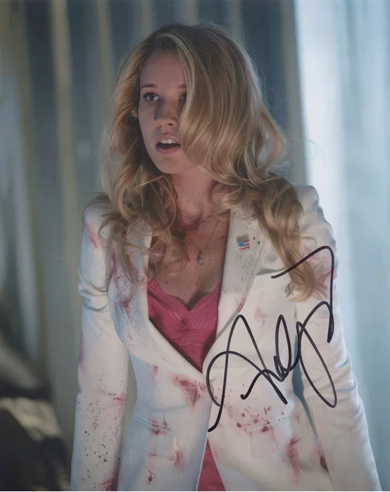 Anna Camp autograph