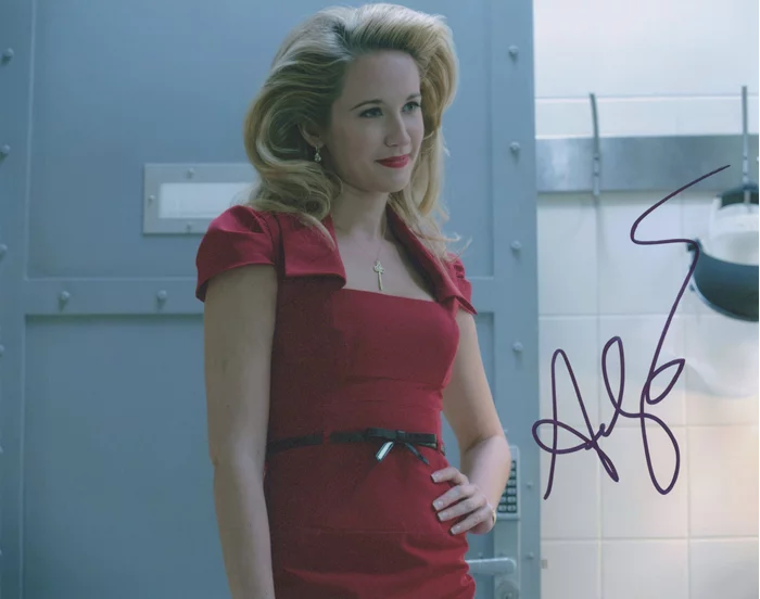 Anna Camp autograph