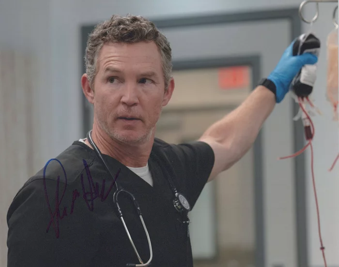 Shawn Hatosy autograph
