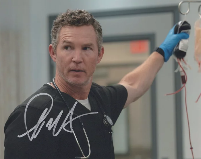 Shawn Hatosy autograph
