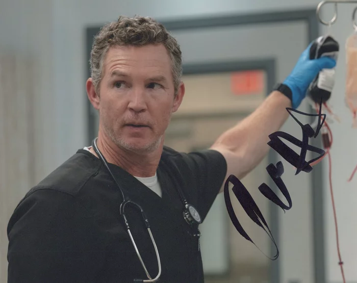 Shawn Hatosy autograph