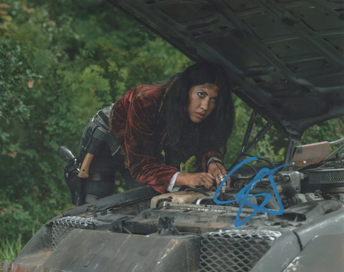Stephanie Beatriz autograph