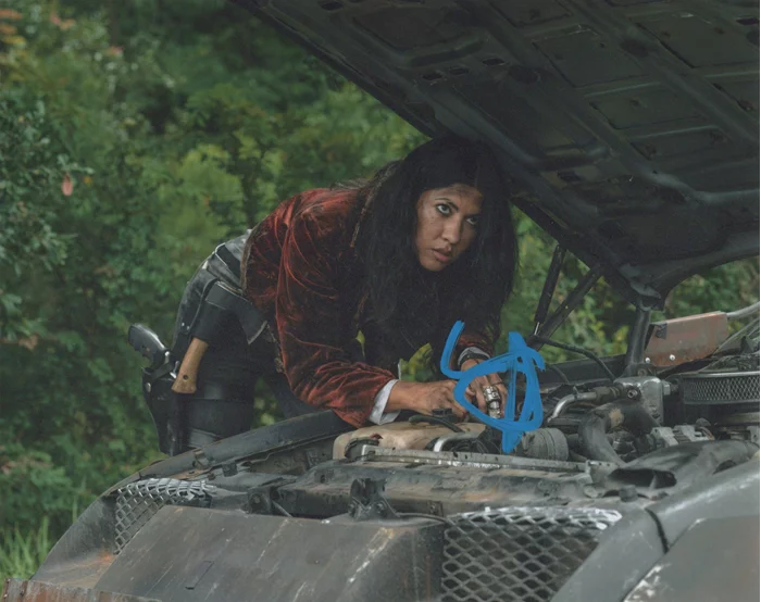Stephanie Beatriz autograph