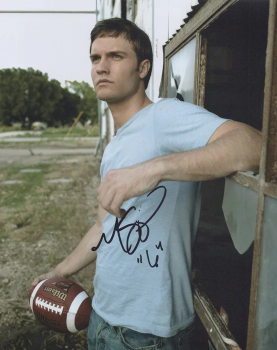 Scott Porter autograph