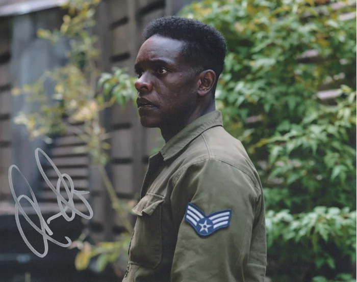 Chris Chalk autograph